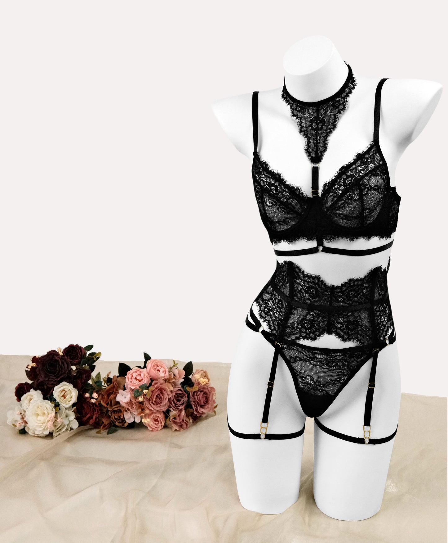 The Naomi Suspender Harness Black